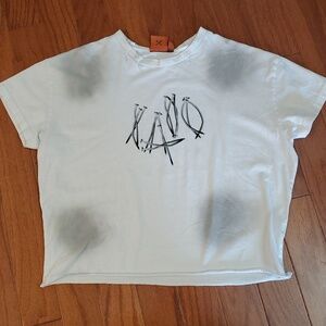 1400 Boohooman Size Small 1400 Nails Tee Shirt Crop Distressed with Black Patch